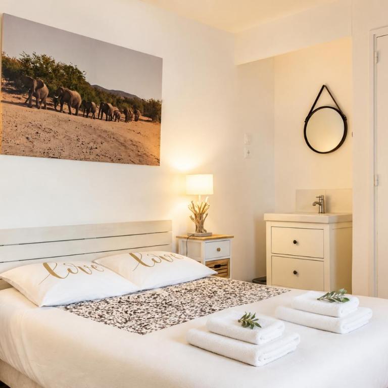 Villa Familiale Pied dans l'eau accès direct à la plage - Three-Bedroom House - 15