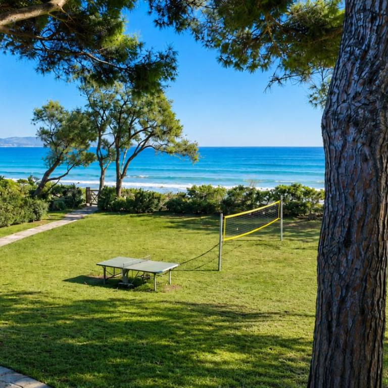 Villa Familiale Pied dans l'eau accès direct à la plage - Three-Bedroom House - 4