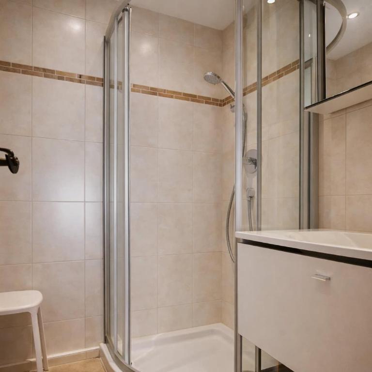 NINA's Chalet with Pool & Sauna Access - Chalet - 15