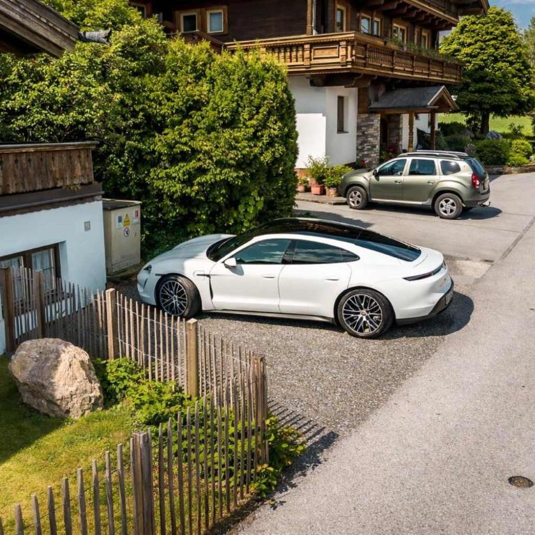 NINA's Chalet with Pool & Sauna Access - Chalet - 22