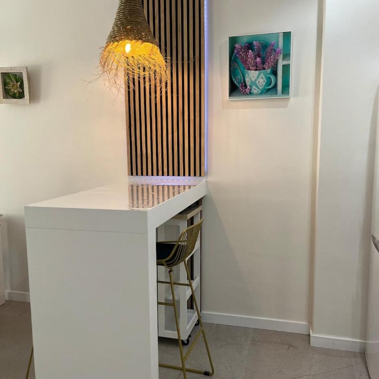 Precioso, apartamento con terraza y piscina - Apartamento de 1 dormitorio - 4