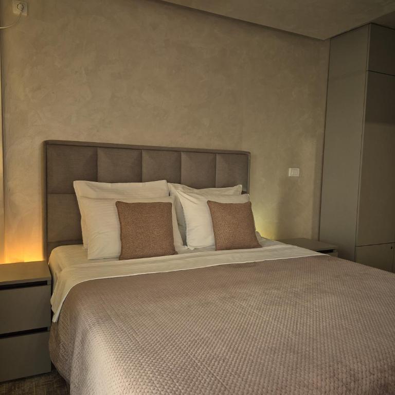 Elia - One-Bedroom Apartment - 29