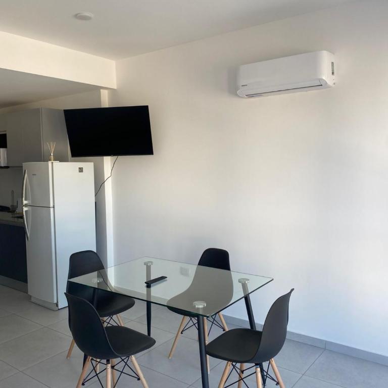 Monoambiente Cipolletti - One-Bedroom Apartment - 4