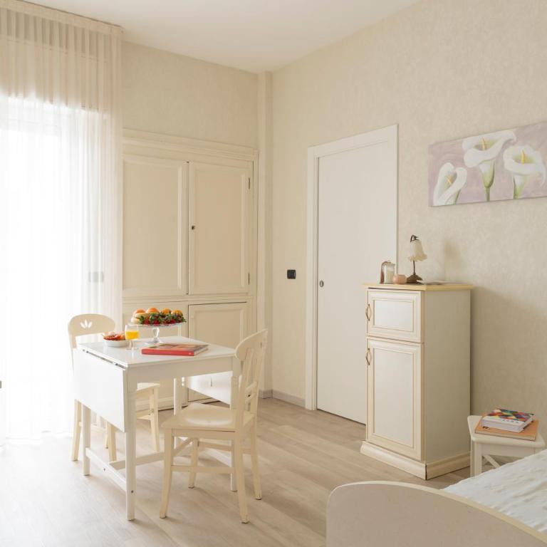 Hotel Mondial - Monolocale con Vista Mare - 2