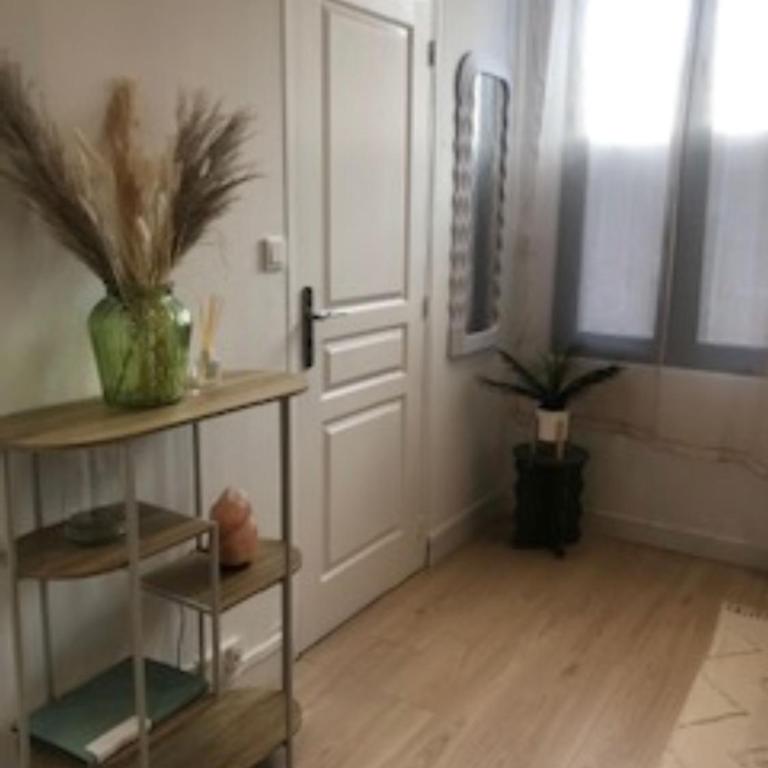 Cozy and quiet studio - Studio mit Kingsize-Bett und Schlafsofa - 8