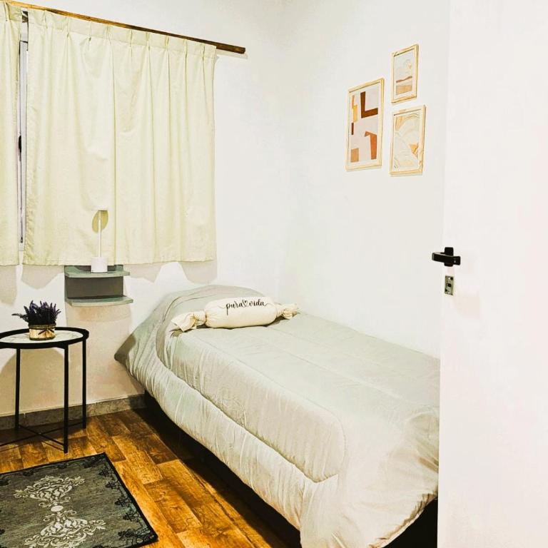 Estancia La Diana - Hostería Urbana - Habitación Doble con baño compartido - 2