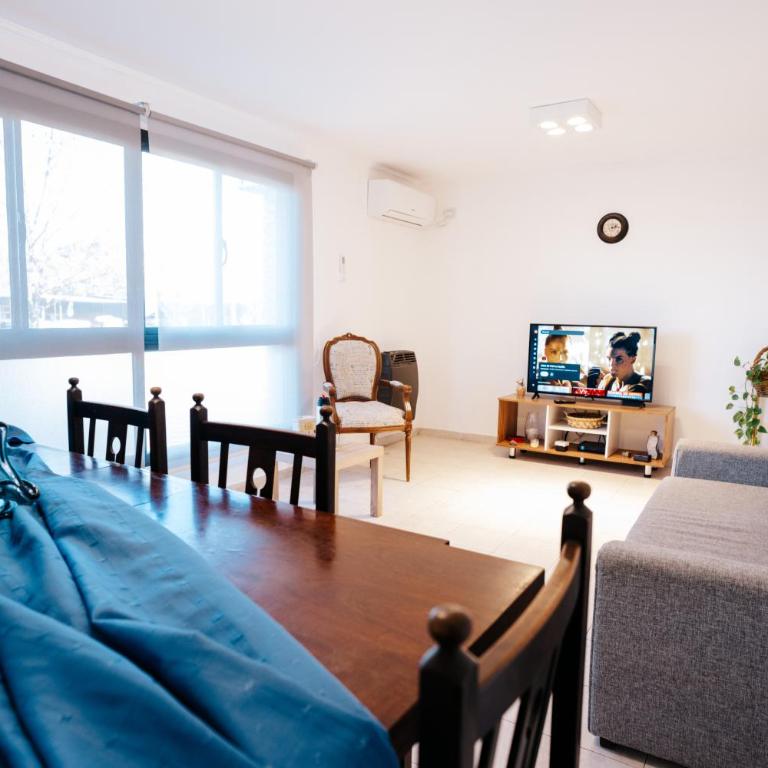 Departamento Córdoba, estadio Kempes, Cerro de las Rosas, Chateau, Siglo 21, Aeropuerto - Apartamento de 2 dormitorios - 22