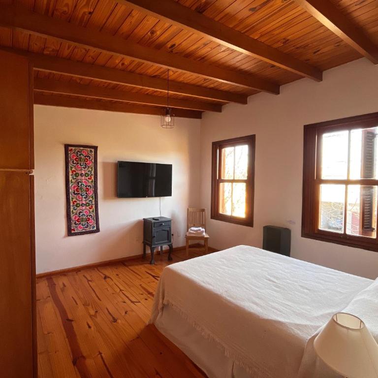 Tranquilidad en Bragado - Four-Bedroom House - 17