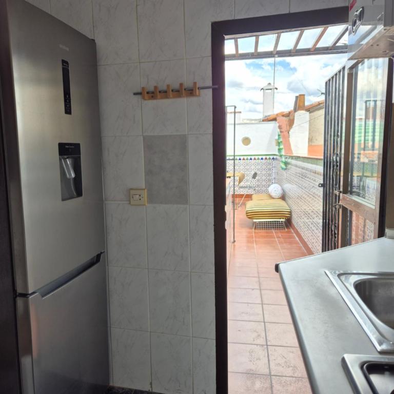 Ático Vintage con terraza en Madrid centro - Two-Bedroom Apartment - 29