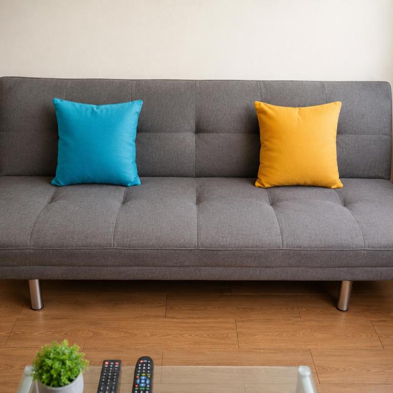 Modern & Comfortable near Town Lima - Three-Bedroom Apartment - 4