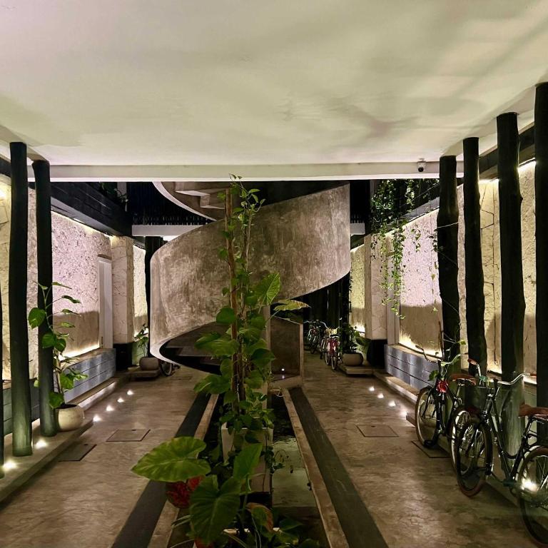 Stylish 3BR Retreat in Serene Luxury Setting - Apartamento - 55