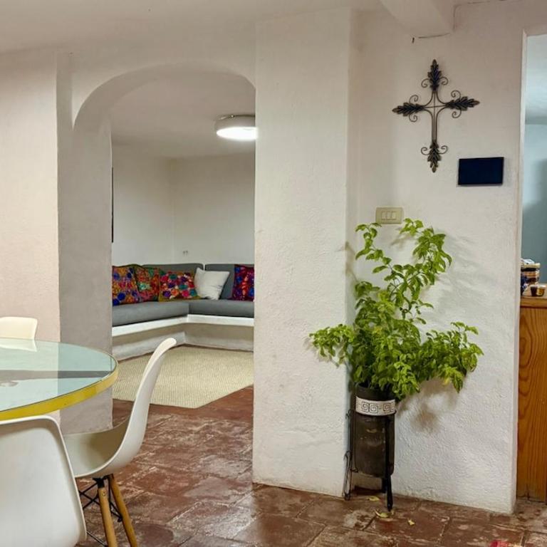 House downtown 4bedrooms, 3Bathrooms, with pool, jacuzzi and views - Apartamento - 12