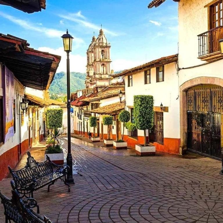 House downtown 4bedrooms, 3Bathrooms, with pool, jacuzzi and views - Apartamento - 43