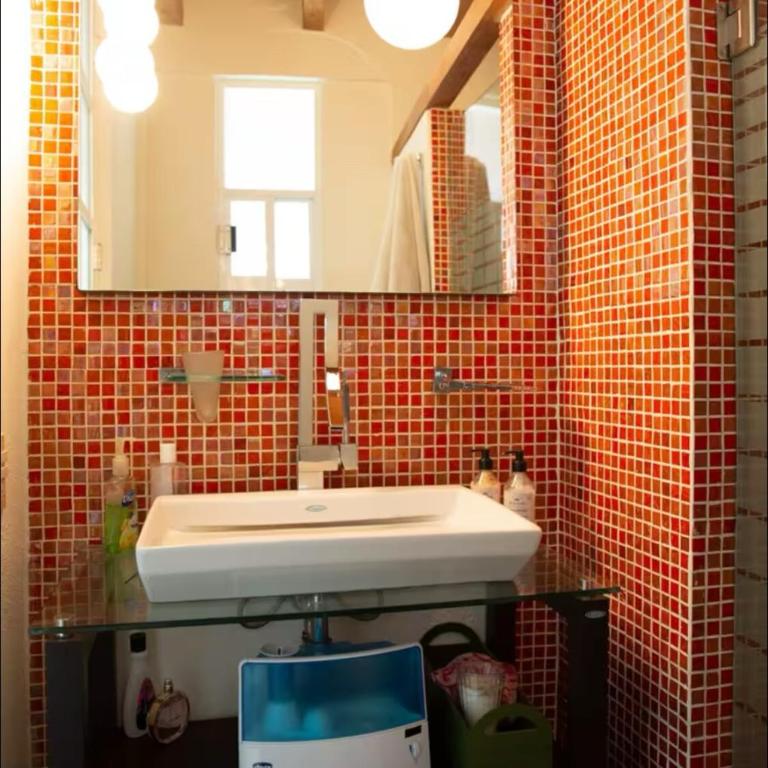 House downtown 4bedrooms, 3Bathrooms, with pool, jacuzzi and views - Apartamento - 34