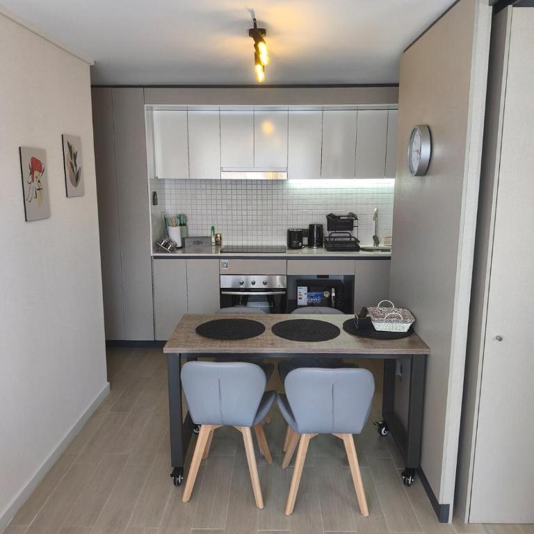 Moderno y Calido Departamento cerca del Parque Almagro - Apartamento de 2 dormitorios - 14