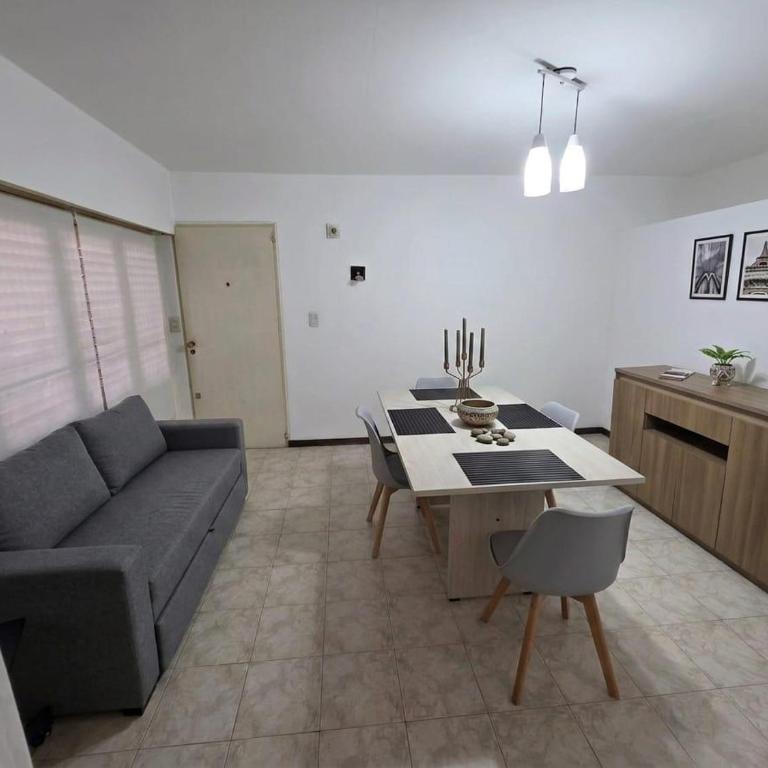 Departamento por día a media cuadra de la Plaza - Santa Rosa - Apartamento de 1 dormitorio - 1