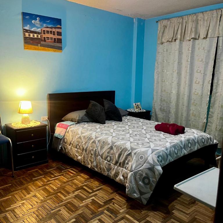 Amplio y cómodo departamento. - Three-Bedroom Apartment - 7