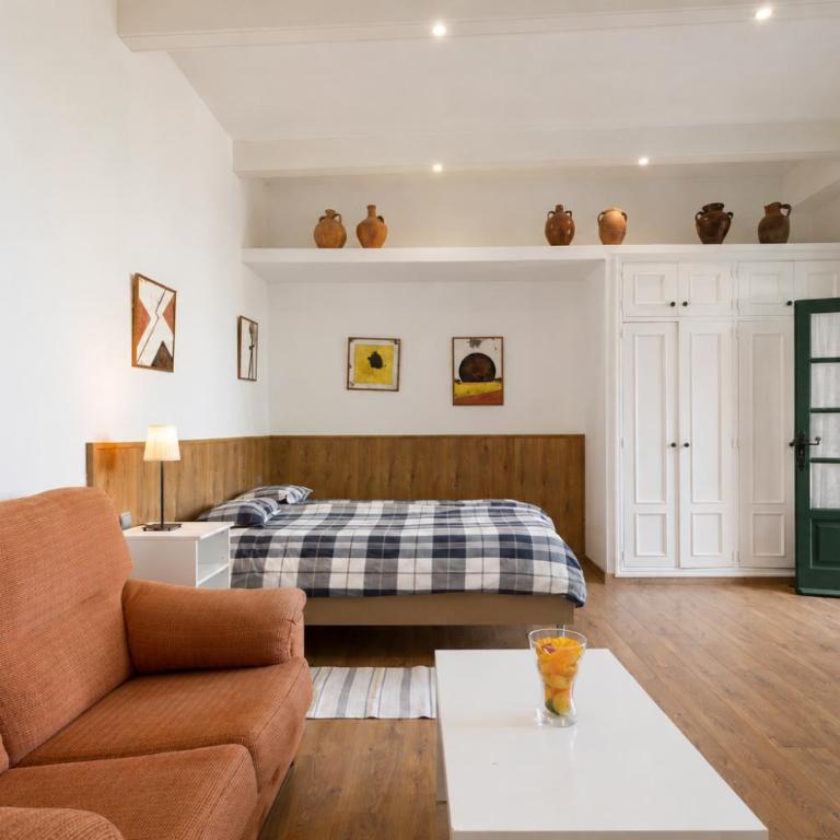 La Hacienda Grande - Estudio con vistas al jardín - 9