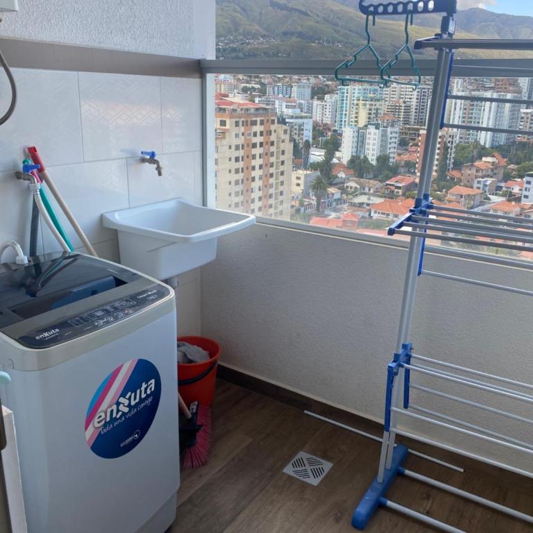 Apartamento céntrico y lujoso - Apartamento Premium de 3 dormitorios con balcón - 14