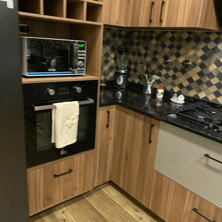 Apartamento céntrico y lujoso - Apartamento Premium de 3 dormitorios con balcón - 10
