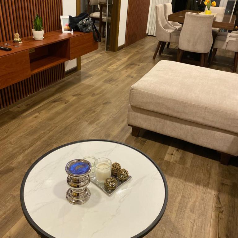Apartamento céntrico y lujoso - Apartamento Premium de 3 dormitorios con balcón - 9