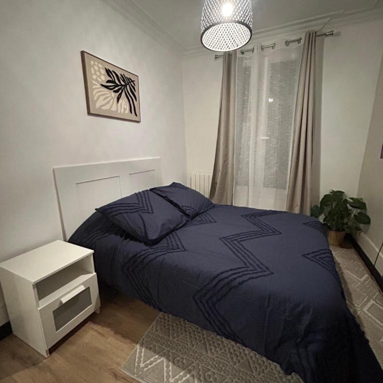 Charmant studio rénové au cœur de Paris 2mn métro - Appartement 1 Chambre - 1