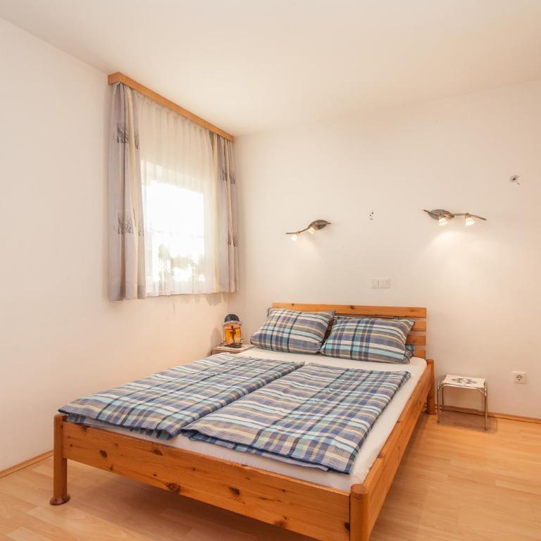 Lug ins Land - Doppelzimmer mit Bergblick - 1
