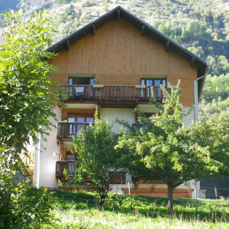 Chalet les Alpes - Le Sapey - Appartement 4 Chambres (12 Adultes) - 16