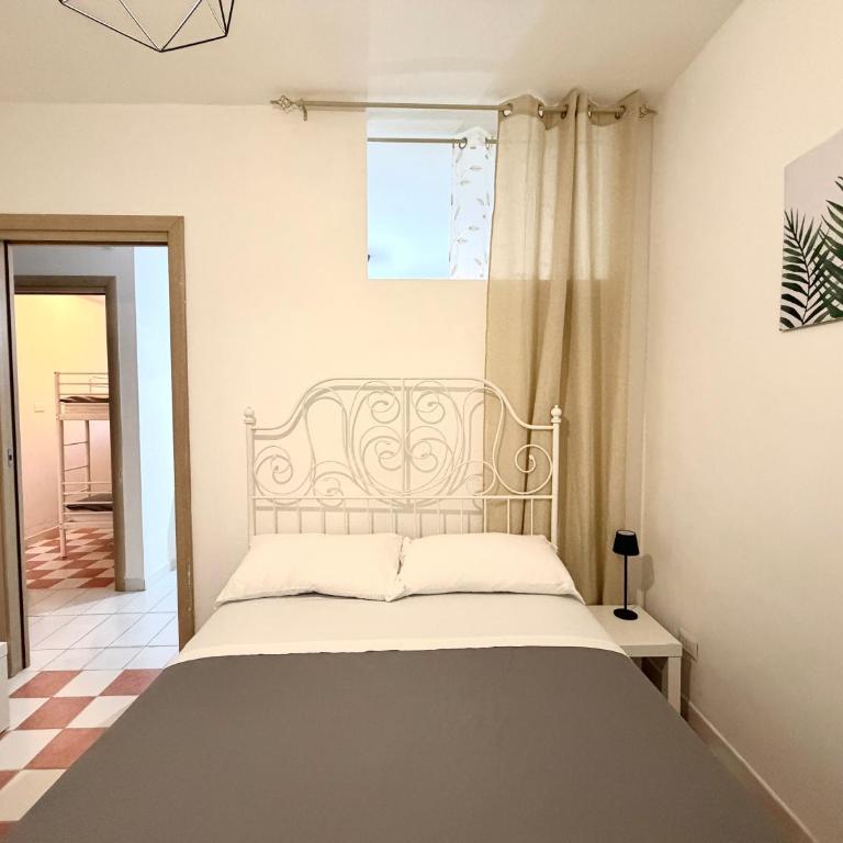 All'ombra della Torre - Appartamento con 2 Camere da Letto - 8