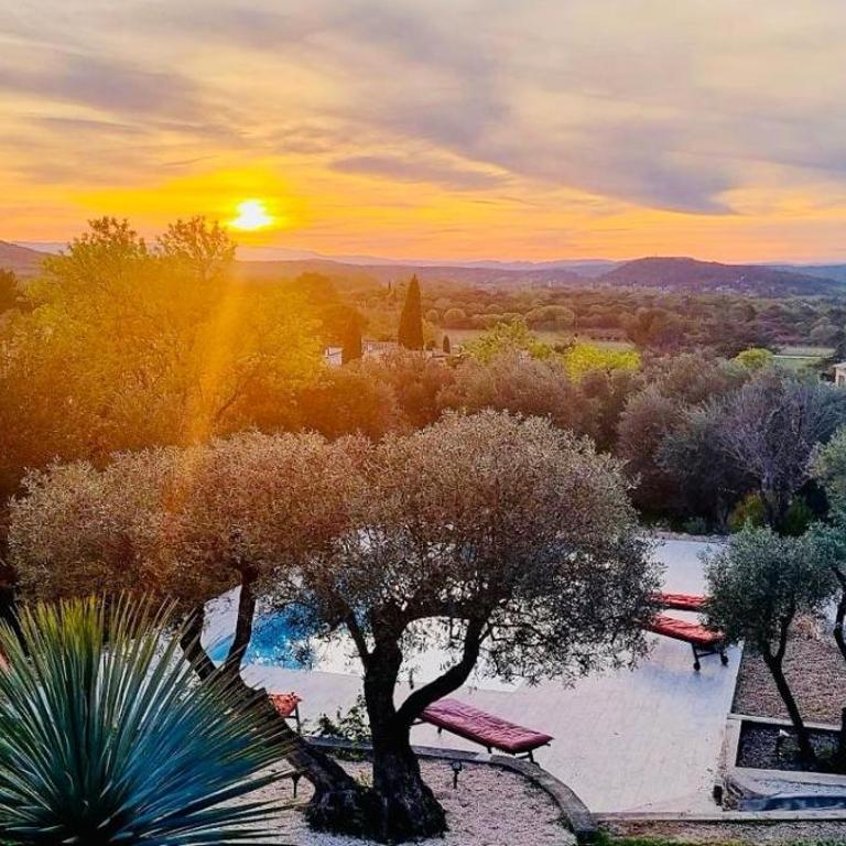 Bastide Uzes à pied avec Piscine Maison Les Ailes - Villa - 14