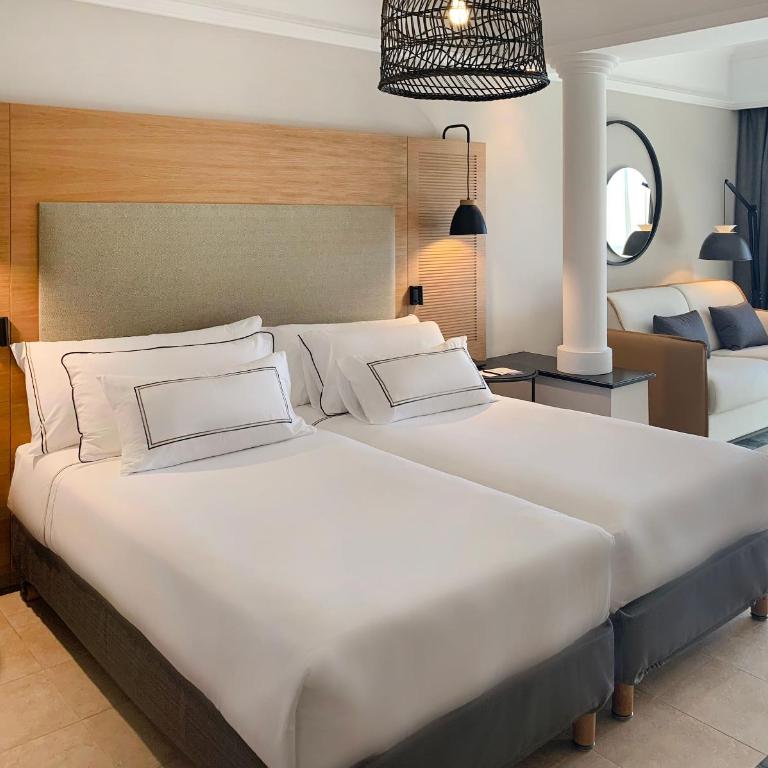 The Level at Meliá Villaitana - Habitación Premium The Level con vistas al perfil urbano - 2