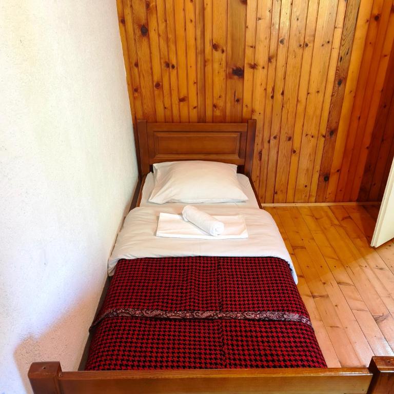 Vukov Konak - Wolf's lodge - Twin Room - 4