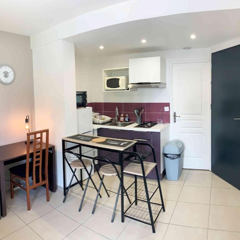 Studio COQUELICOT - One-Bedroom Apartment - 5