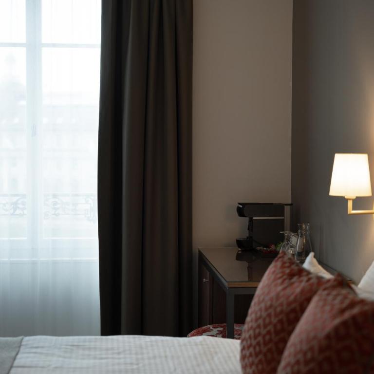 Hotel Des Alpes - Doppelzimmer zur Kapellbrücke - 14 m² - 18