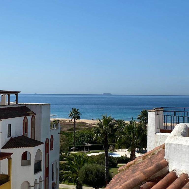 Zahara de los Atunes Atico, Atlanterra Costa - Three-Bedroom Apartment - 1