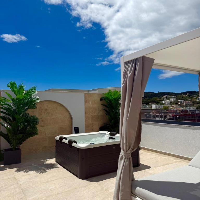 Exclusive Penthouse with Jacuzzi - Apartment mit 3 Schlafzimmern - 51