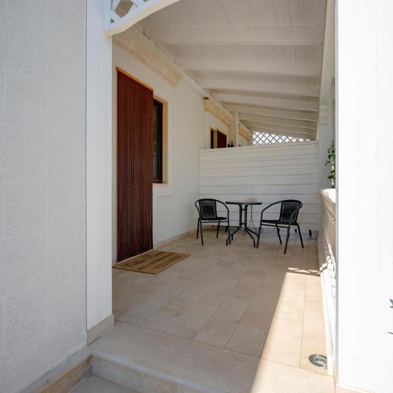 Villa Tonia - Camera Queen Standard - 13