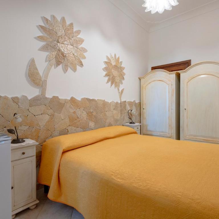 Villa Tonia - Camera Matrimoniale con Vista Giardino - 3