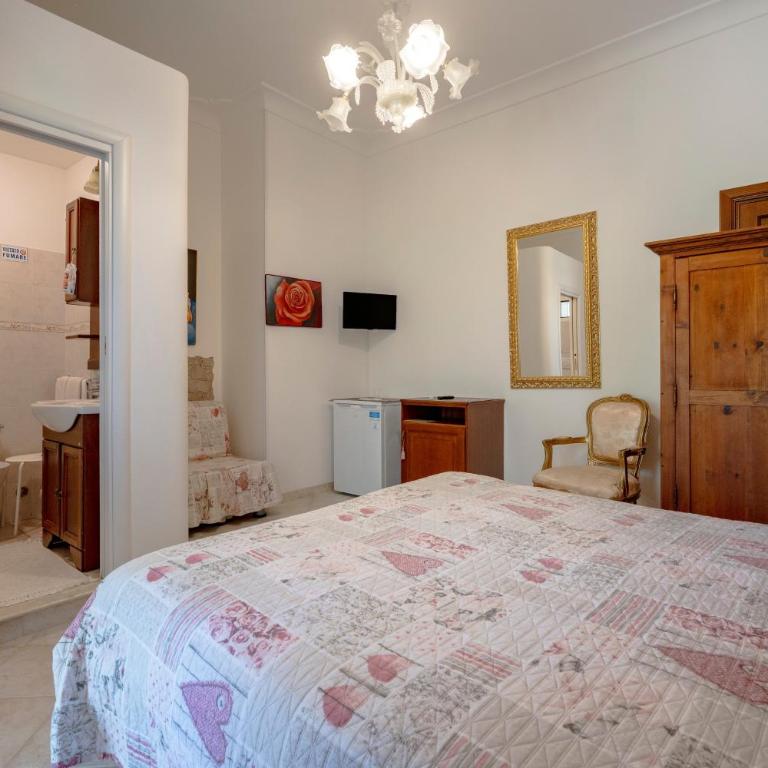 Villa Tonia - Camera Queen Standard - 8