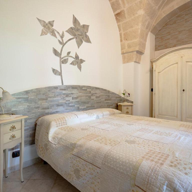 Villa Tonia - Camera Queen Standard - 1