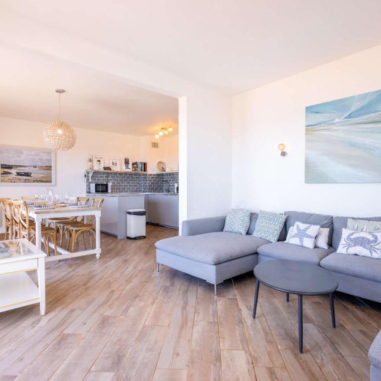 Valras-Loc Sablon - T4 Front de Mer avec Balcon - Apartment with View - 10