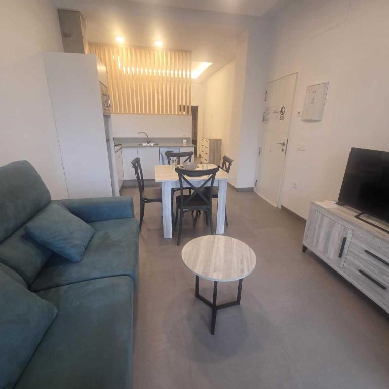 Apartamentos a metros del mar - Virgen de la Luz - Apartamento de 1 dormitorio con terraza - 2