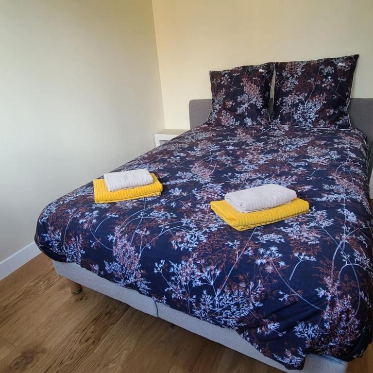 BnGo I L'Oliveraie I 5 chambres, 2 salles de bain, 1 wc, garage, balcon, 9 personnes - Deluxe Apartment mit 5 Schlafzimmern - 24
