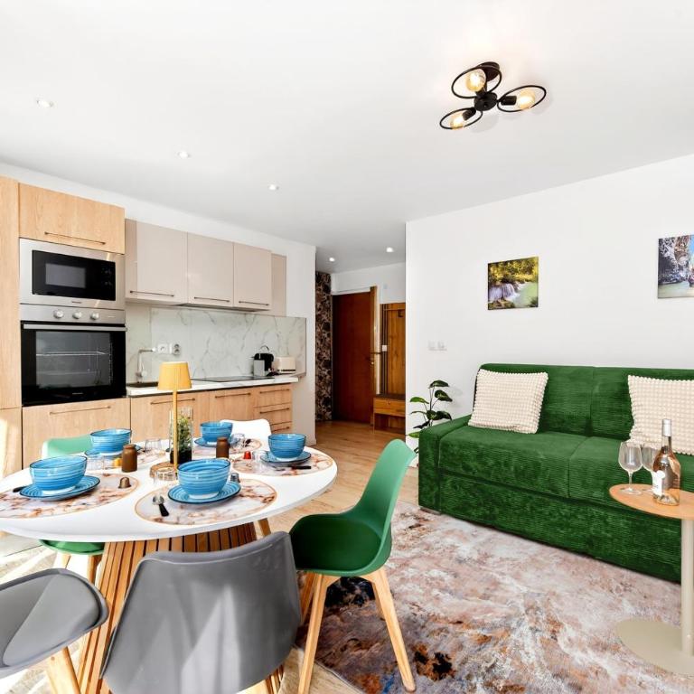Charmant appart 5 pers - Centre - Climatisé - Two-Bedroom Apartment - 2