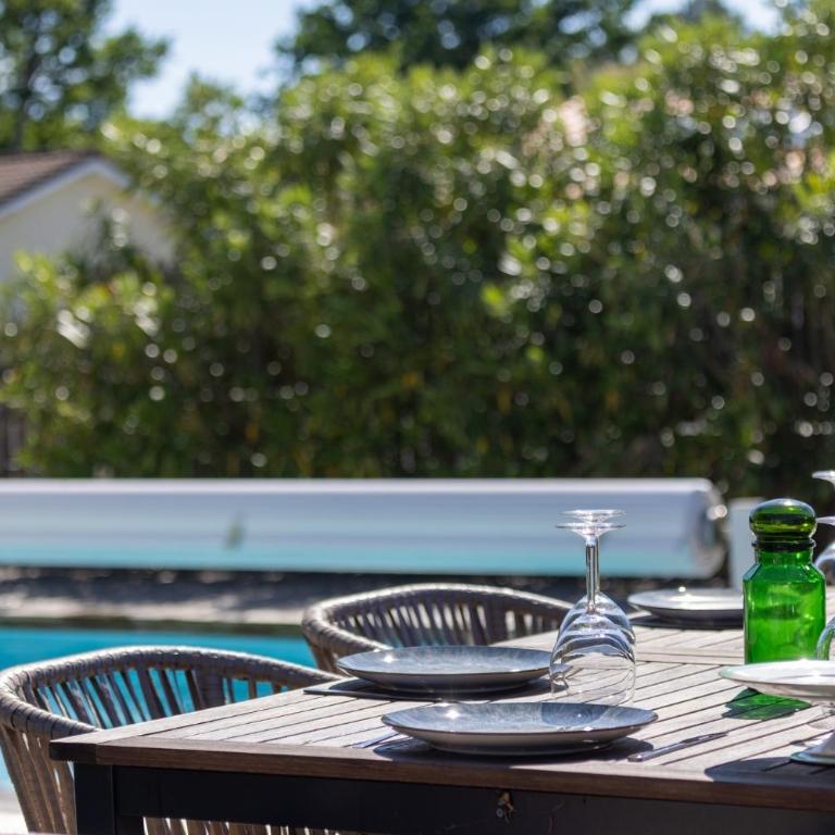 Villa Les Pieds Nus - Avec Piscine Privée - Maison de Vacances - 13