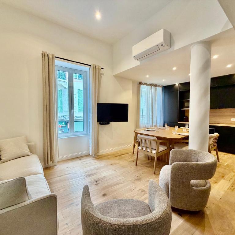 Promenade Carré d'Or DUPLEX RENOVE 3 chambres Plages 1 min - Recommandé pour 5 adultes - Appartement 3 Chambres Deluxe - 1
