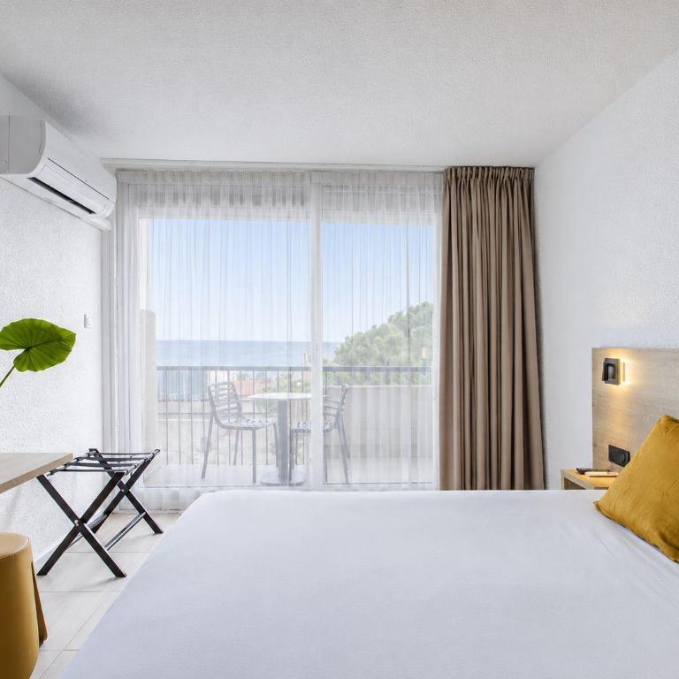Hotel Centre Plage - Chambre Double Supérieure - Vue sur Mer - 5