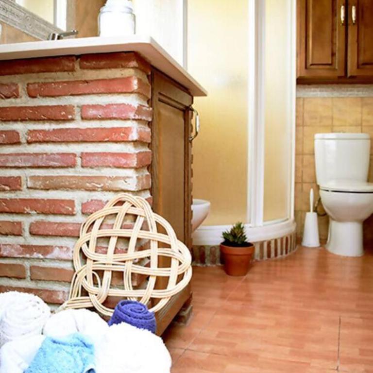 Casa Calma con Patio. A 500 m de Puente Nuevo - Casa con 1 dormitorio - 14