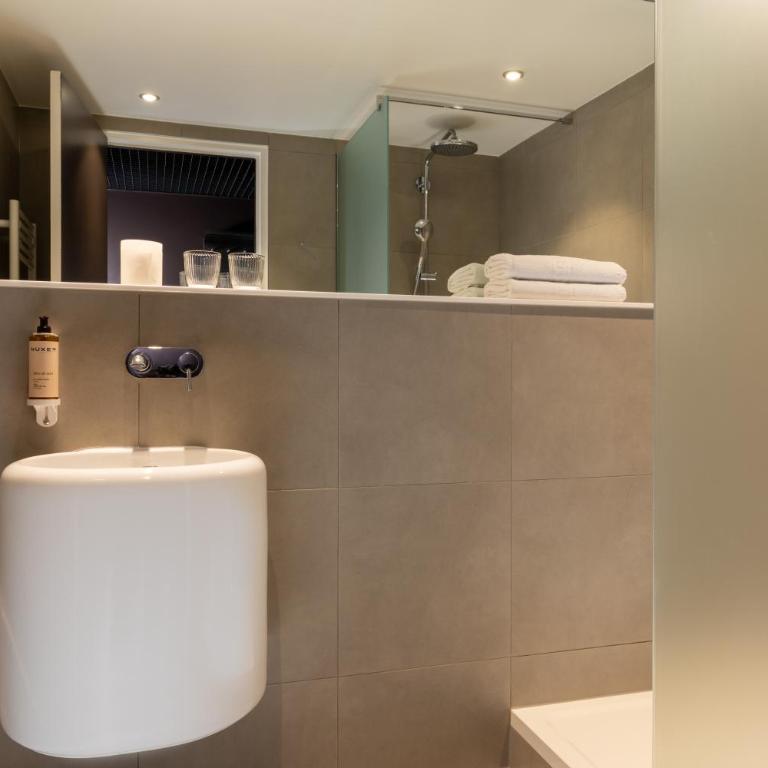 Hôtel Diana Dauphine - Chambre Double Deluxe - 8