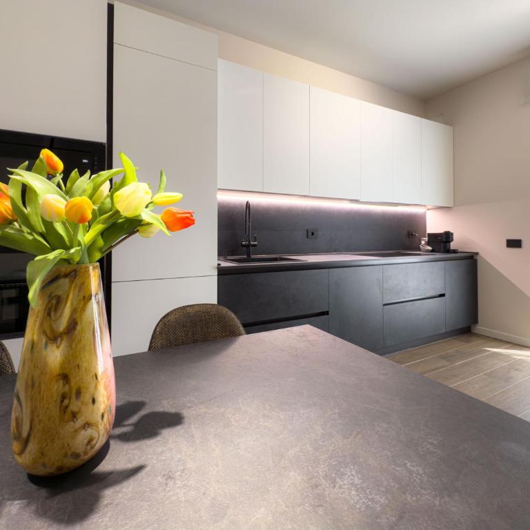 Aeternum Verona - Design Suites - Deluxe One-Bedroom Apartment - 18
